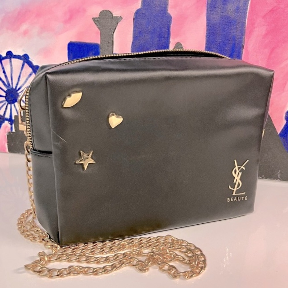 Yves Saint Laurent Pouch